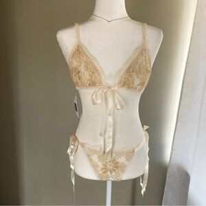Hanky Panky Laced Set